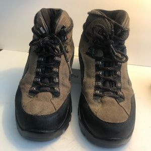 Ozark Trails - Men’s Hiking  Boots - Size 9